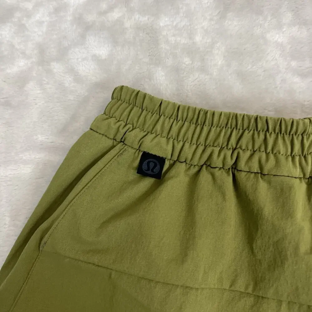 Lululemon Lab Shorts Womens 2 Green Relaxed‎ Fit Super High Rise 3